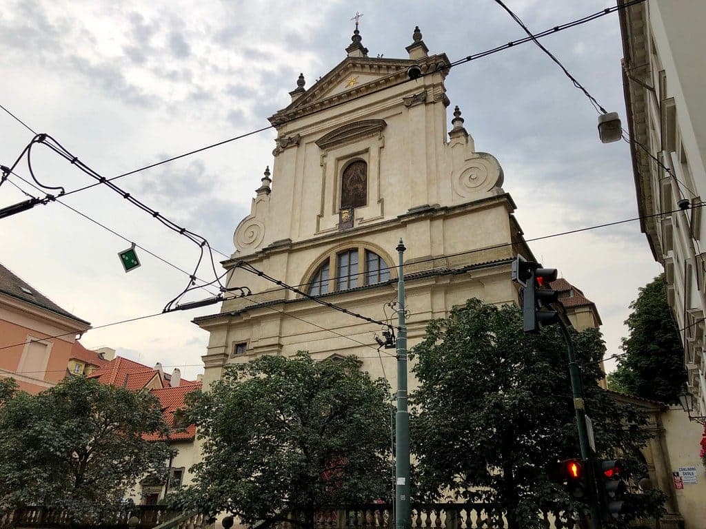 Kostel Panny Marie Vítězné a Pražské Jezulátko